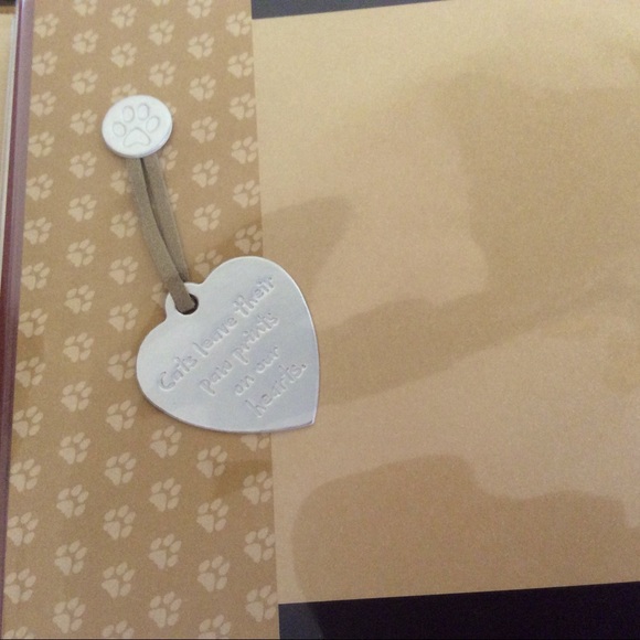 NEW in box Hallmark Happy Tails cat photo album - Picture 9 of 14